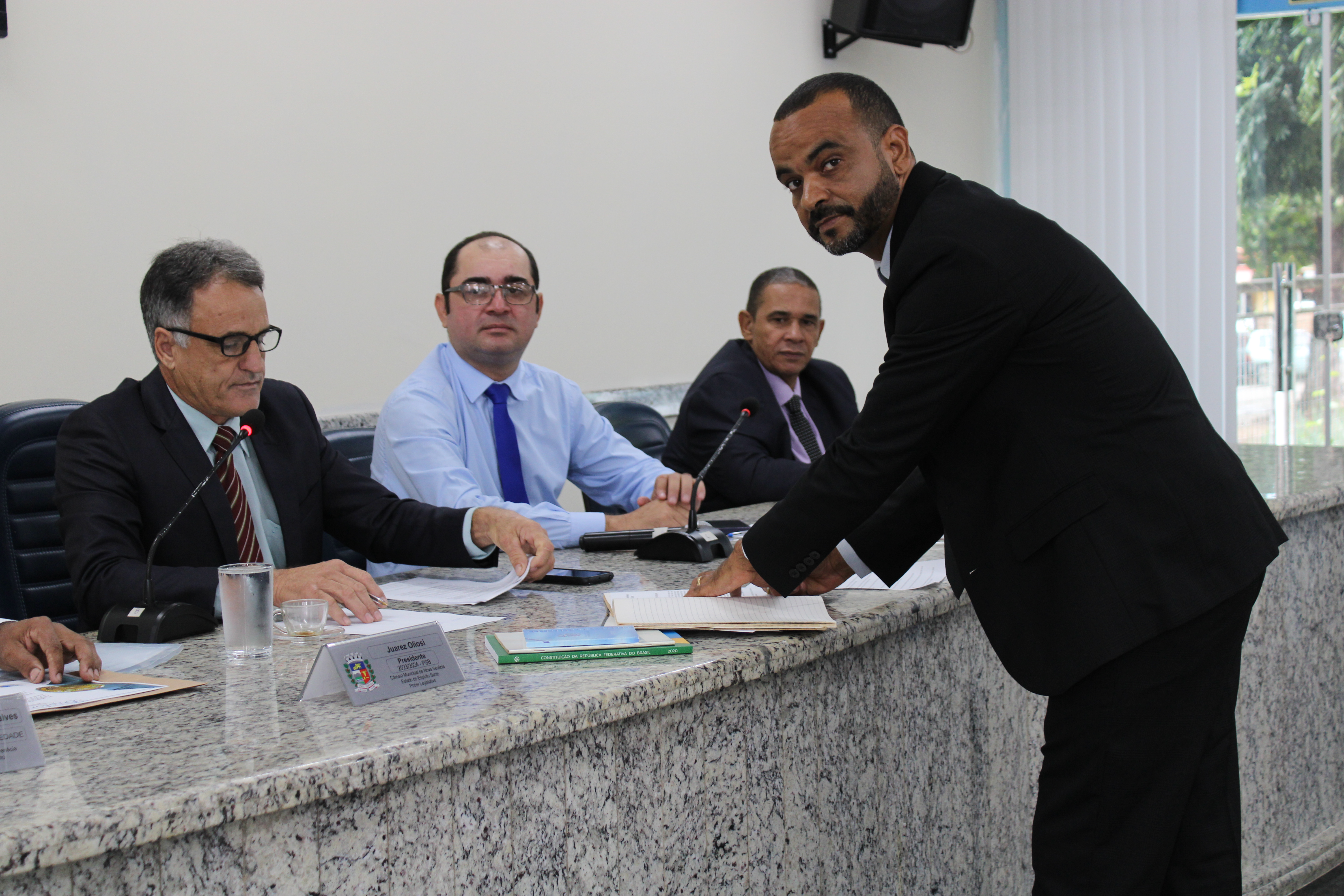 Saulo de Souza Ribeiro é empossado vereador na Câmara Municipal de Nova Venécia